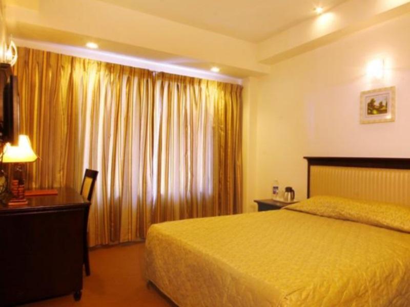 The Ambience Hotel Pune Exterior foto